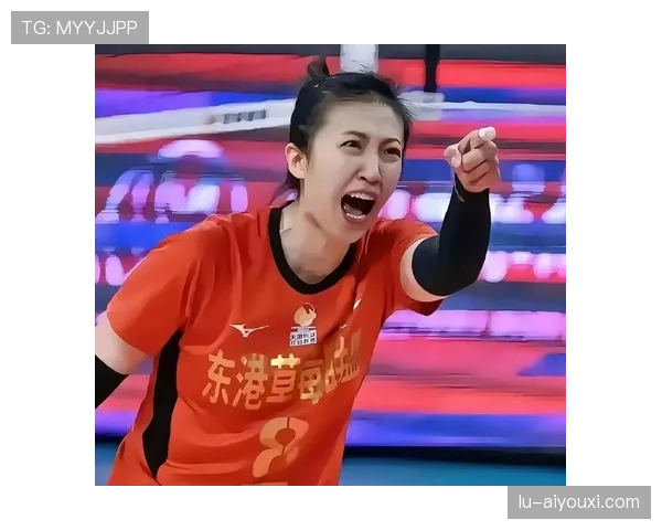 丁霞今天居然穿得像出去买菜，和赛场上判若两人，笑死我了