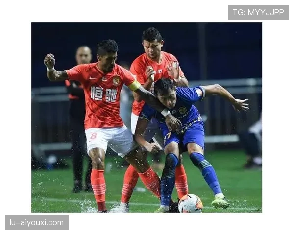 哨音规则拆解：裁判何时吹响才能保证判罚公正？